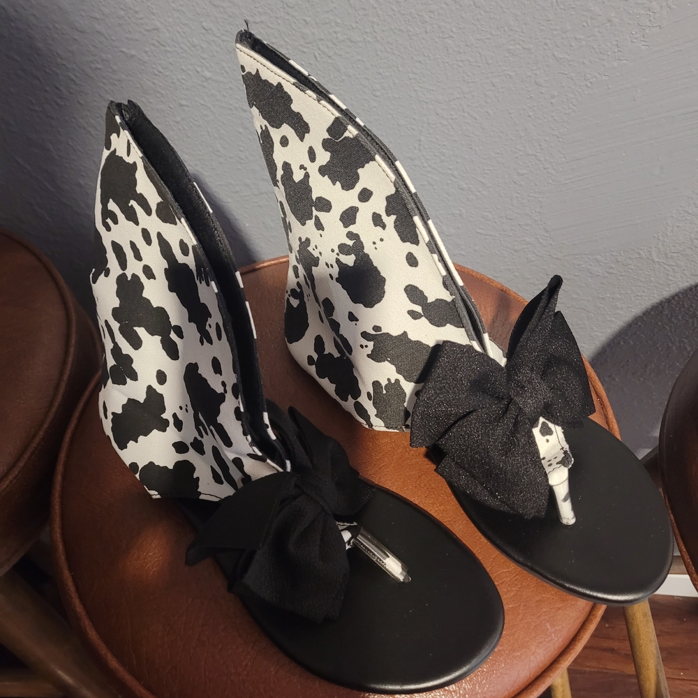 Chic Black and White Women's Sandals with Bow
